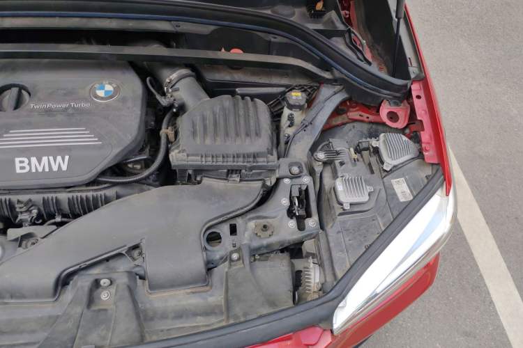 Used BMW X1 2018 sDrive20Li Leading Model Engine Bay Left