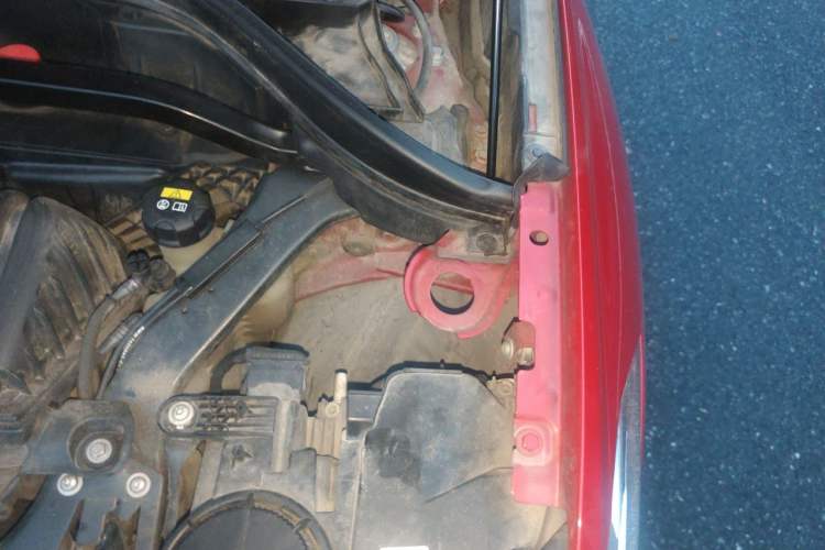 Used BMW X1 2018 sDrive18Li Fashion Model Engine Bay Left