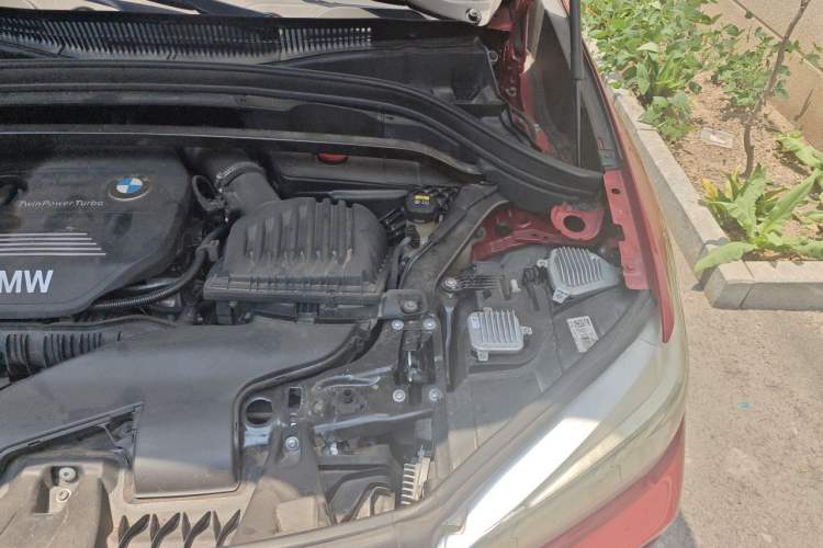 Used BMW X1 2018 xDrive20Li Luxury Edition Engine Bay Left