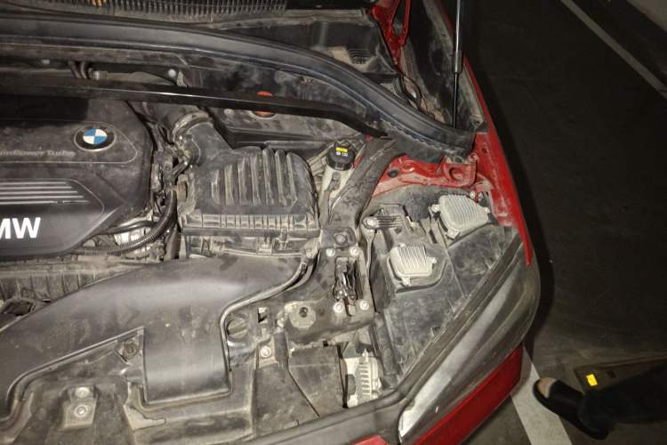 Used BMW X1 2018 sDrive18Li Fashion Model Engine Bay Left