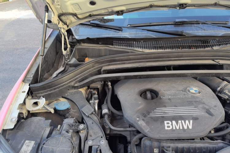 Used BMW X1 2018 sDrive18Li Fashion Model Engine Bay Right