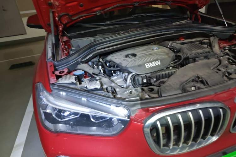 Used BMW X1 2018 sDrive18Li Luxury Model Engine Bay Right