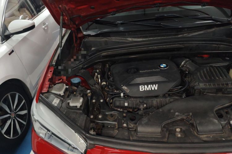 Used BMW X1 2018 xDrive20Li Luxury Edition Engine Bay Right