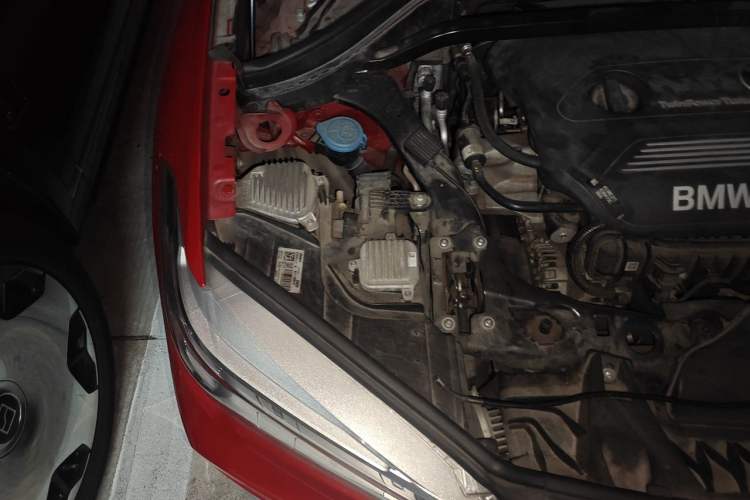 Used BMW X1 2018 sDrive18Li Luxury Model Engine Bay Right