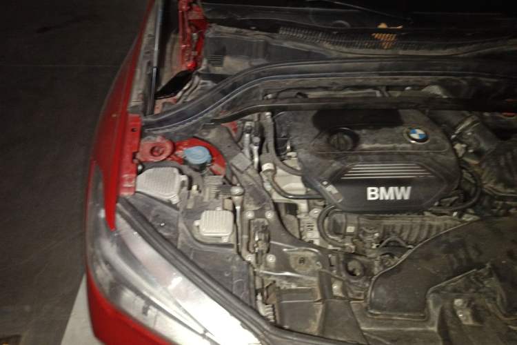 Used BMW X1 2018 sDrive18Li Fashion Model Engine Bay Right