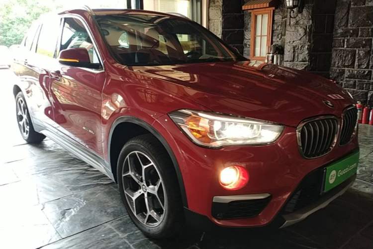 Used BMW X1 2018 sDrive18Li Luxury Model Front Right 45 Deg