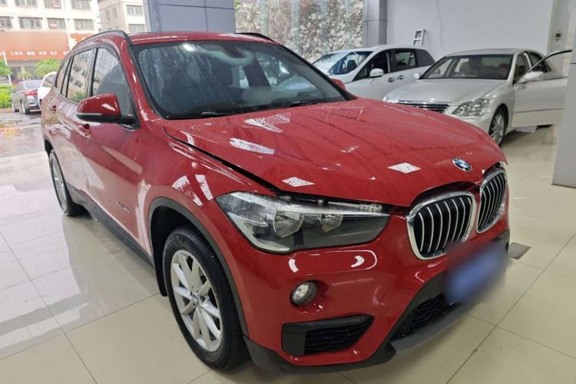 Used BMW X1 2018 sDrive18Li Fashion Model Front Right 45 Deg