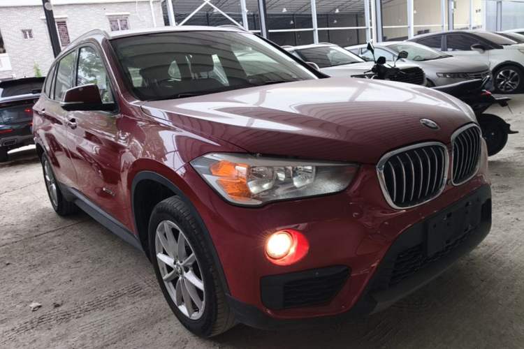 Used BMW X1 2018 sDrive18Li Fashion Model Front Right 45 Deg