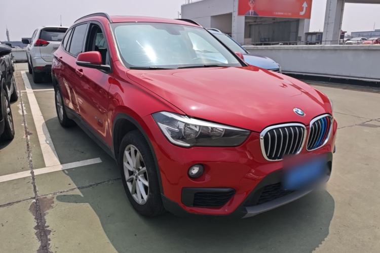Used BMW X1 2018 sDrive18Li Fashion Model Front Right 45 Deg