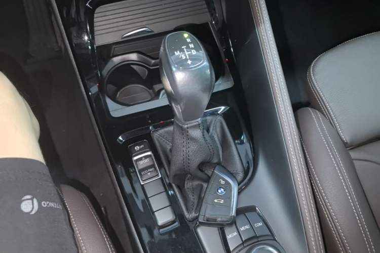 Used BMW X1 2018 sDrive18Li Luxury Model Gear Lever