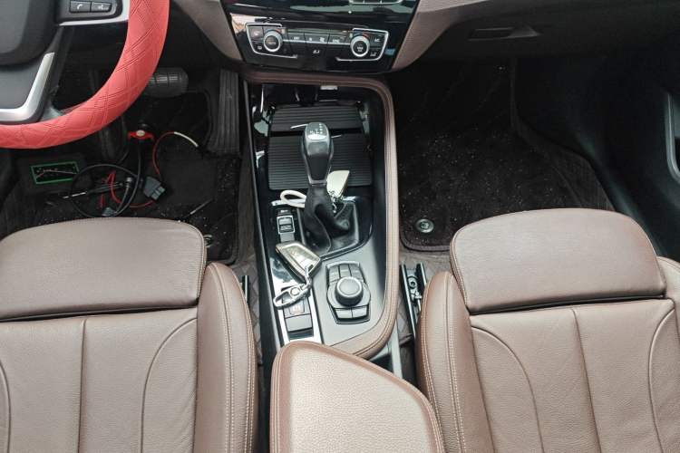 Used BMW X1 2018 sDrive18Li Luxury Model Gear Lever