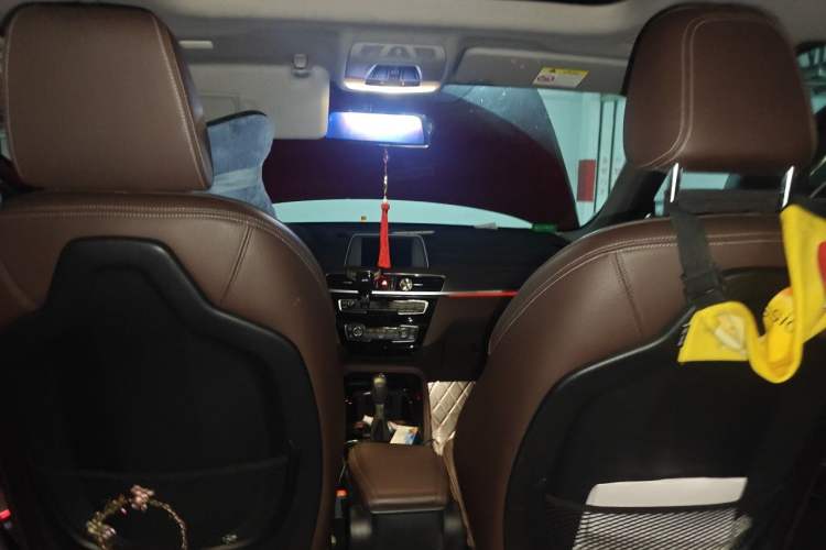 Used BMW X1 2018 sDrive18Li Luxury Model Headliner