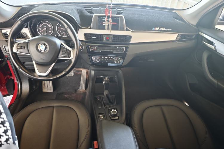 Used BMW X1 2018 sDrive20Li Leading Model Interior 2