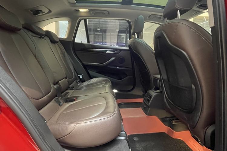 Used BMW X1 2018 sDrive18Li Luxury Model Interior 3