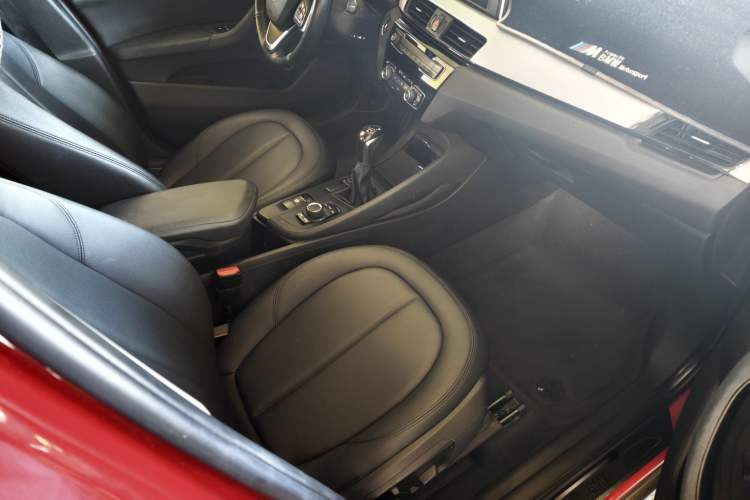 Used BMW X1 2018 sDrive20Li Leading Model Interior 3