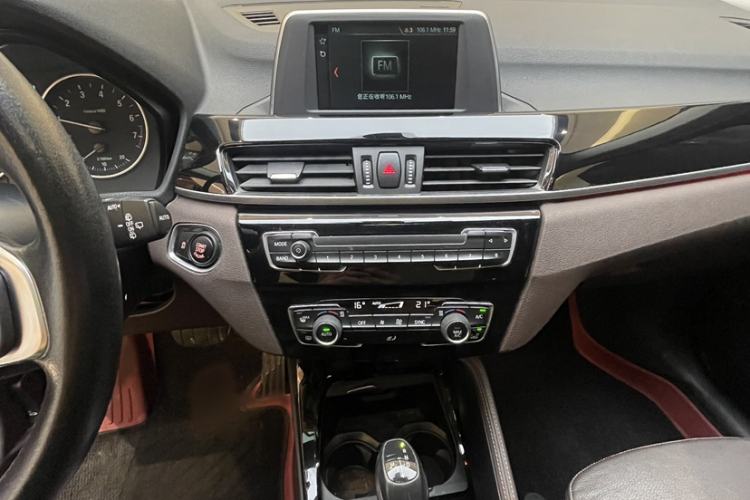 Used BMW X1 2018 sDrive18Li Luxury Model Interior 6
