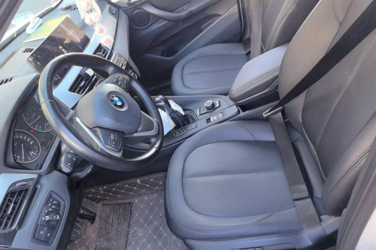 Used BMW X1 2018 sDrive18Li Fashion Model Left Front Seat