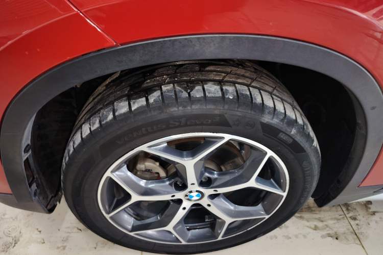 Used BMW X1 2018 sDrive18Li Luxury Model Left Front Wheel Hub