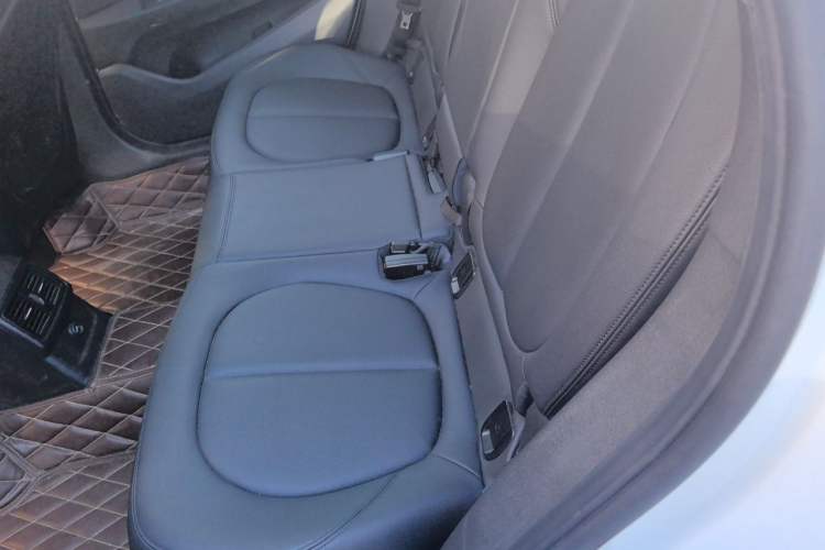 Used BMW X1 2018 sDrive18Li Fashion Model Left Rear Seat