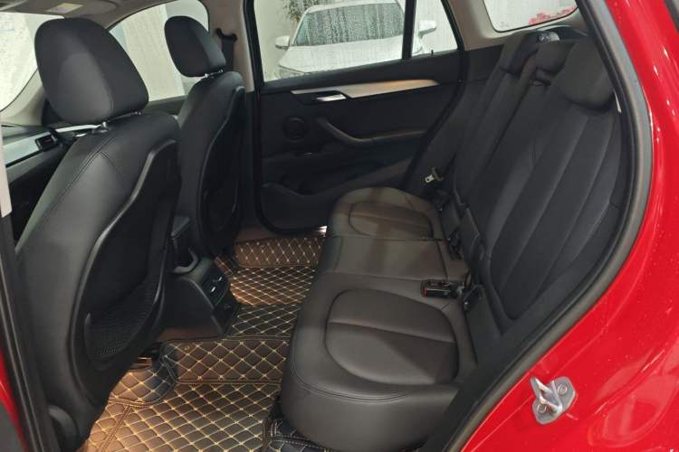 Used BMW X1 2018 sDrive18Li Fashion Model Left Rear Seat