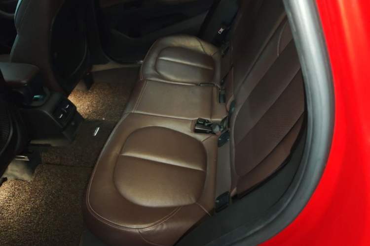 Used BMW X1 2018 xDrive20Li Luxury Edition Left Rear Seat