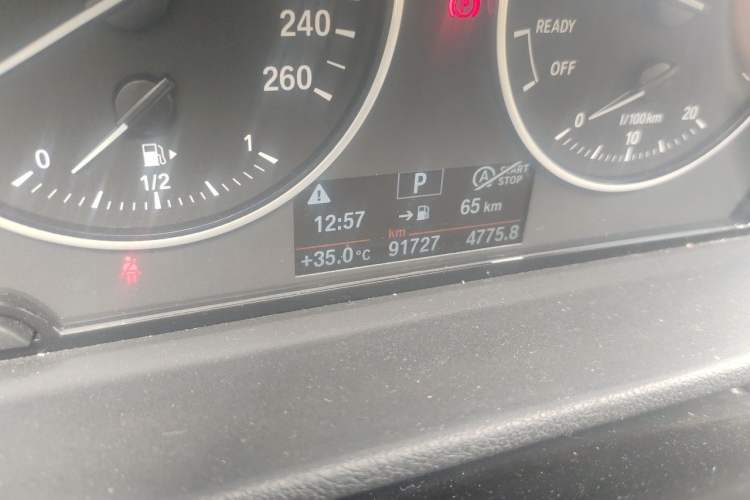Used BMW X1 2018 sDrive18Li Luxury Model Odometer Close Up