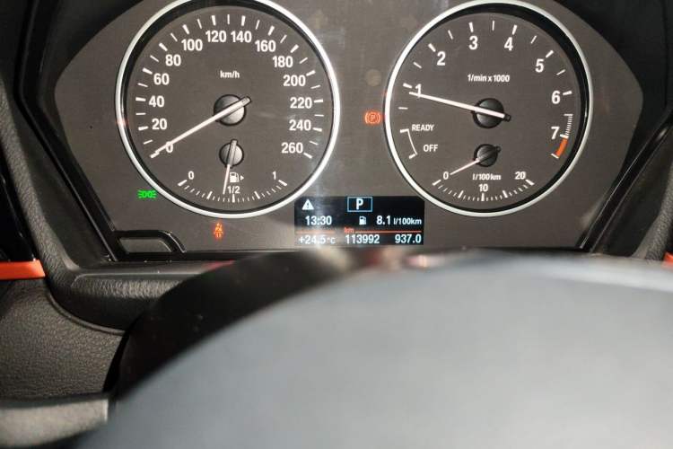 Used BMW X1 2018 sDrive18Li Luxury Model Odometer Close Up