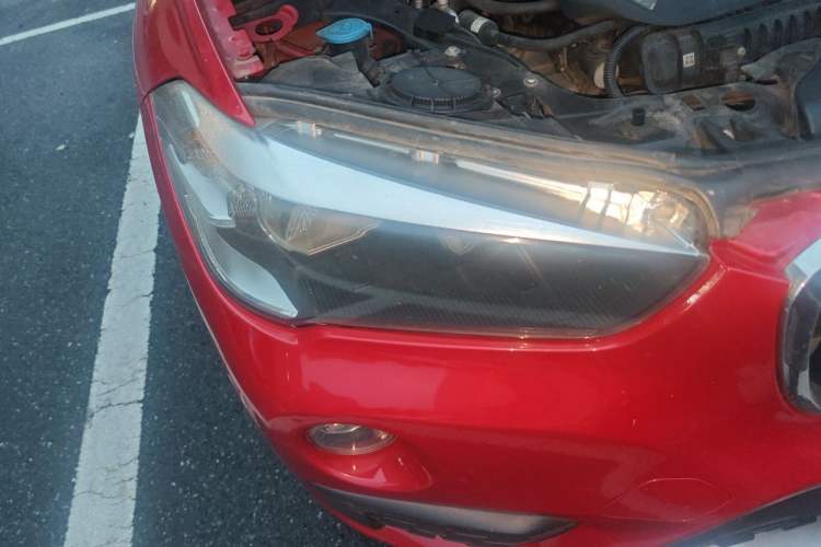 Used BMW X1 2018 sDrive18Li Fashion Model Right Front Headlight