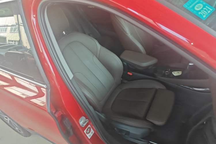 Used BMW X1 2018 sDrive18Li Luxury Model Right Front Seat