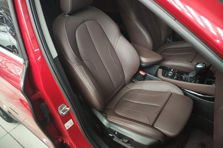 Used BMW X1 2018 sDrive18Li Luxury Model Right Front Seat