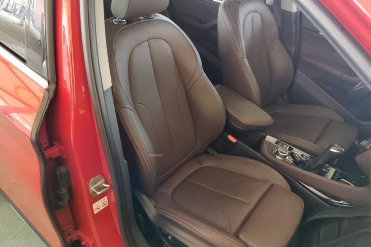 Used BMW X1 2018 xDrive20Li Luxury Edition Right Front Seat