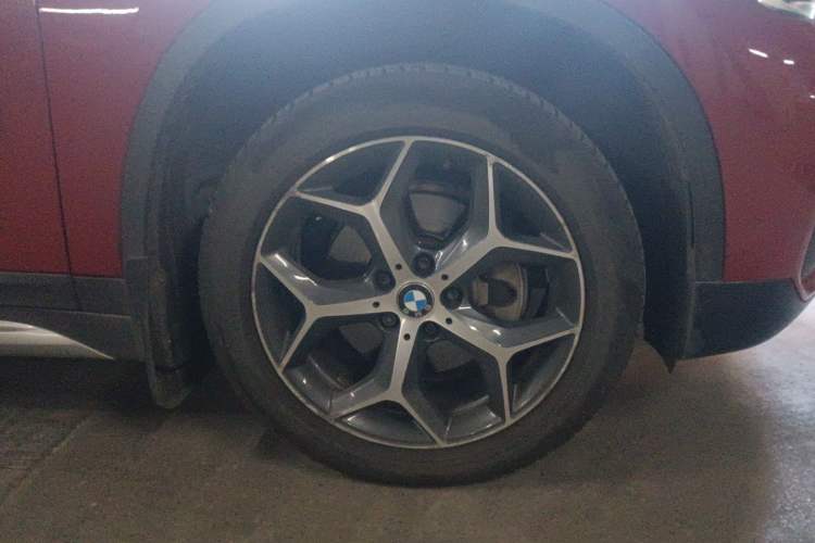 Used BMW X1 2018 sDrive18Li Luxury Model Right Front Wheel Hub
