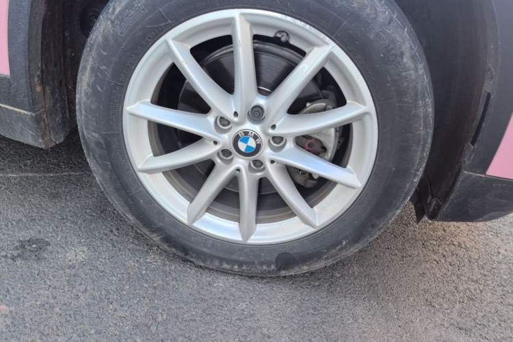 Used BMW X1 2018 sDrive18Li Fashion Model Right Front Wheel Hub