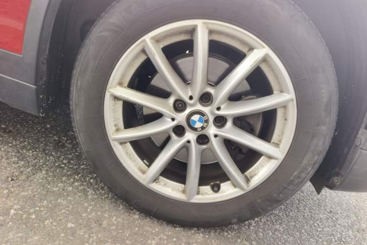 Used BMW X1 2018 sDrive18Li Fashion Model Right Front Wheel Hub