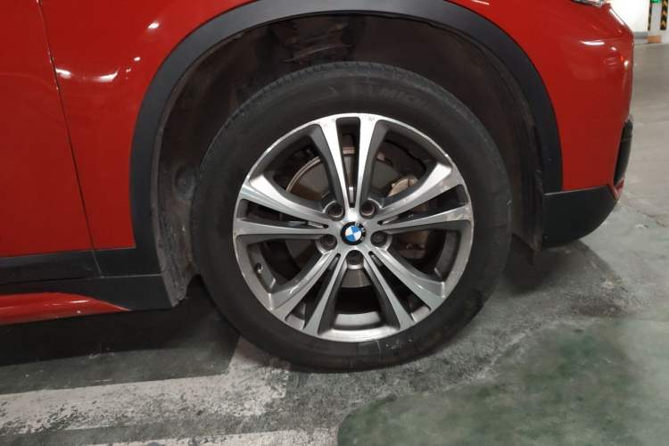 Used BMW X1 2018 sDrive18Li Luxury Model Right Front Wheel Hub