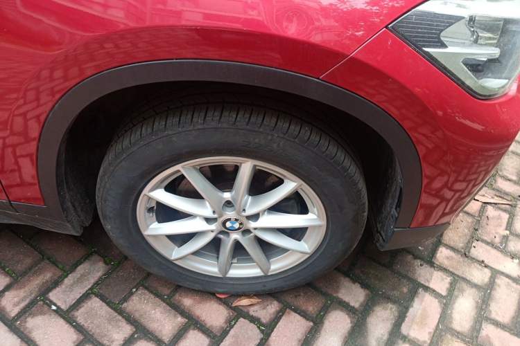 Used BMW X1 2018 sDrive18Li Fashion Model Right Front Wheel Hub