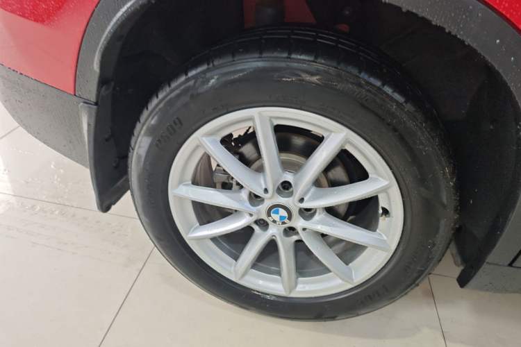 Used BMW X1 2018 sDrive18Li Fashion Model Right Rear Wheel Hub
