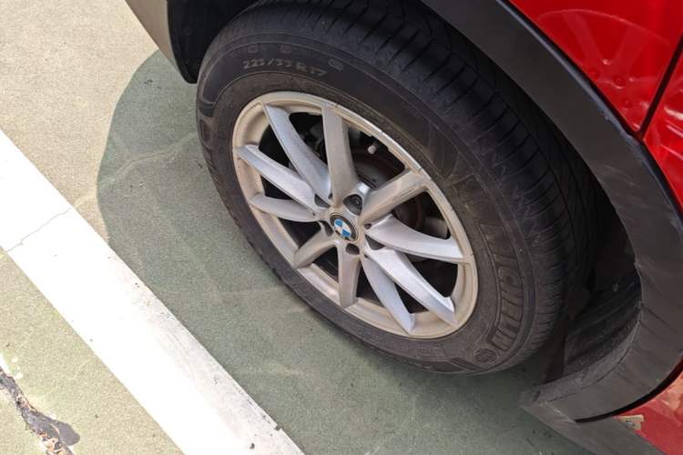 Used BMW X1 2018 sDrive18Li Fashion Model Right Rear Wheel Hub
