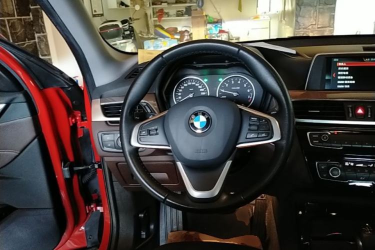 Used BMW X1 2018 sDrive18Li Luxury Model Steering Wheel