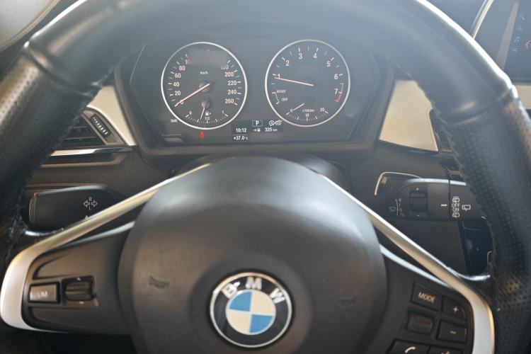 Used BMW X1 2018 sDrive20Li Leading Model Steering Wheel