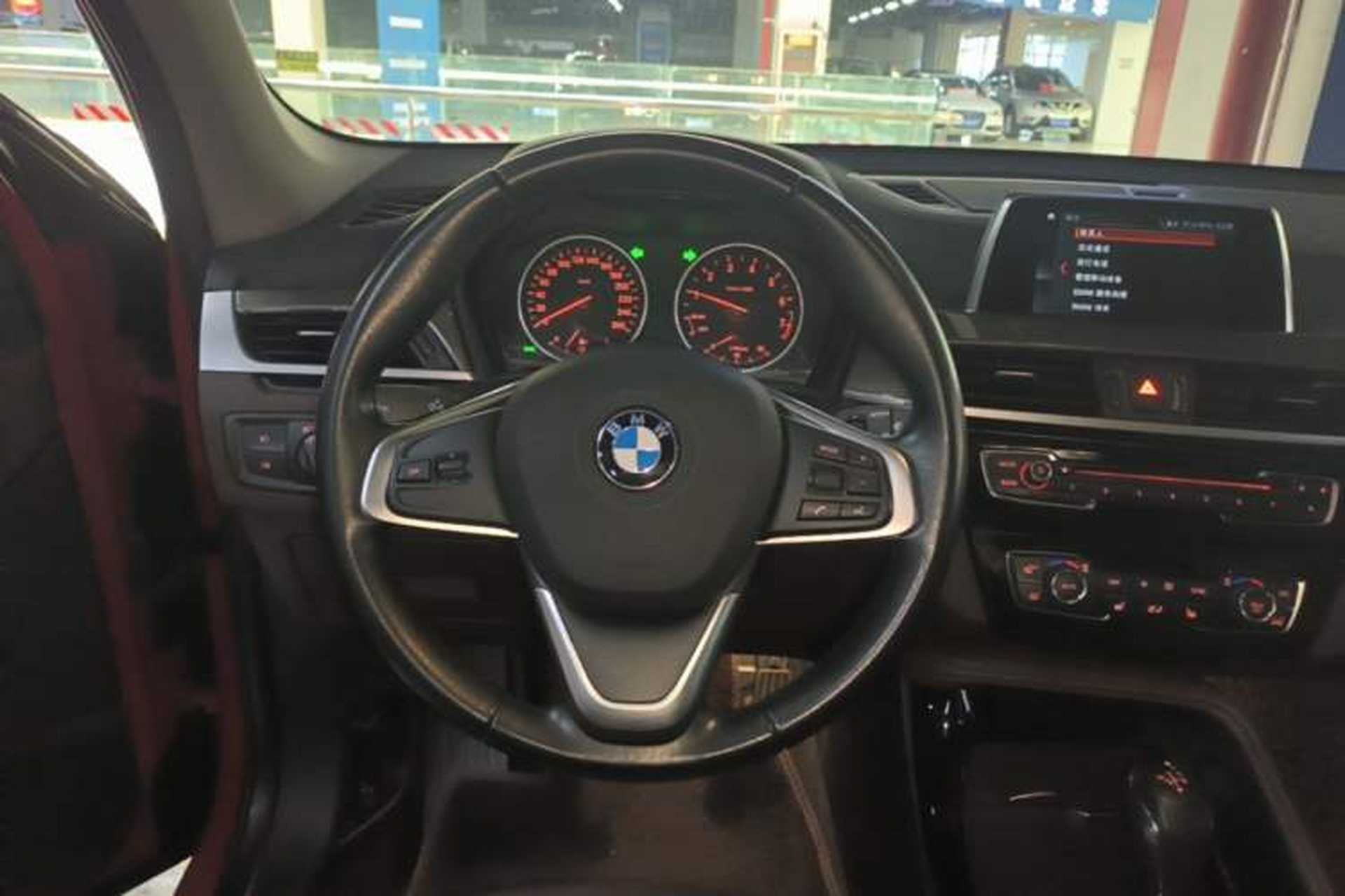 Used BMW X1 2018 xDrive20Li Luxury Edition Steering Wheel