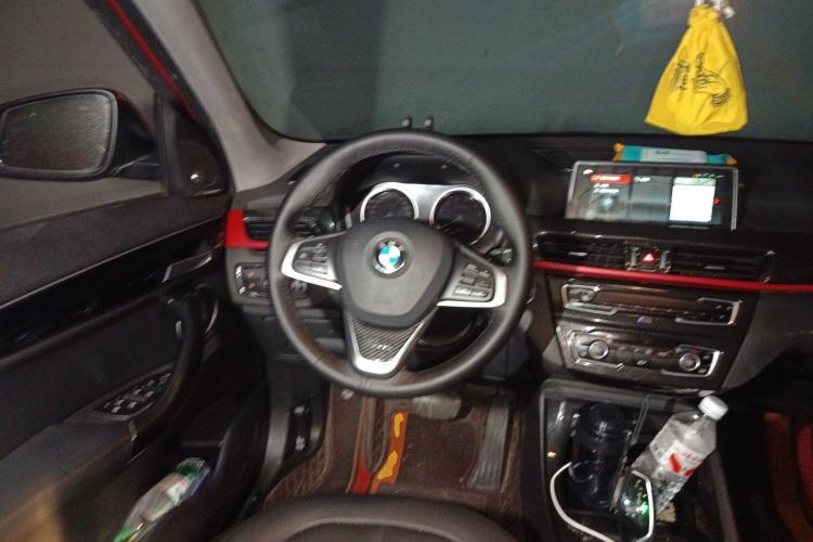 Used BMW X1 2018 sDrive18Li Fashion Model Steering Wheel