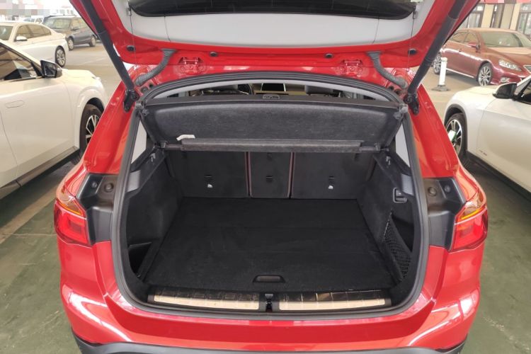 Used BMW X1 2018 xDrive20Li Luxury Edition Trunk