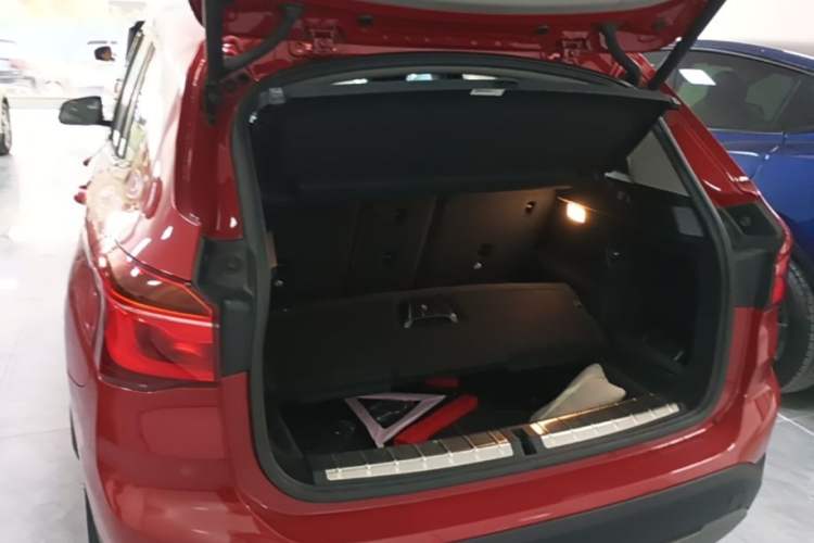 Used BMW X1 2018 sDrive18Li Luxury Model Trunk
