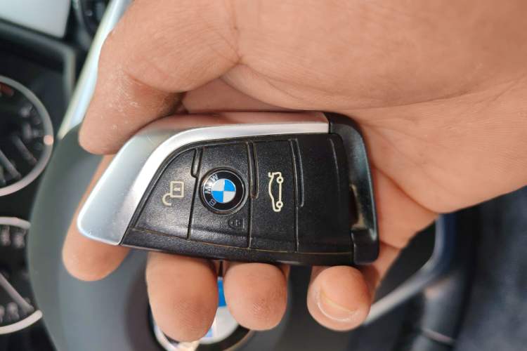Used BMW X1 2018 sDrive20Li Leading Model Vehicle Key