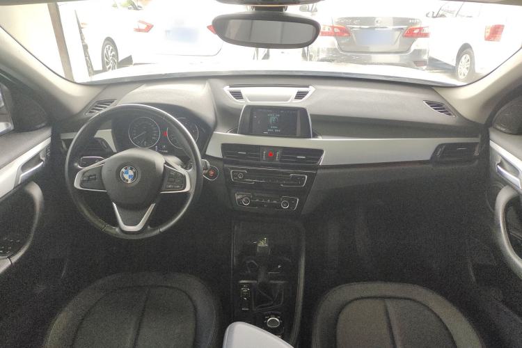Used BMW X1 2018 sDrive18Li Fashion Model Center Console