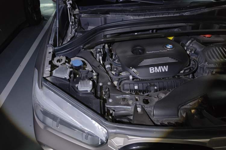 Used BMW X1 2018 sDrive20Li Leading Model Engine Bay Right