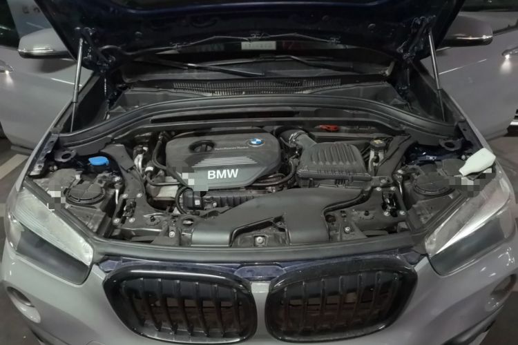 Used BMW X1 2018 sDrive18Li Fashion Model Engine Bay