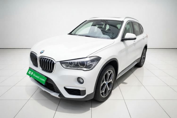 Używany BMW X1 2018 sDrive18Li Luxury Model Guazi used car, China used car export, Used car for sale, Used cars, Cheapest cars for sale