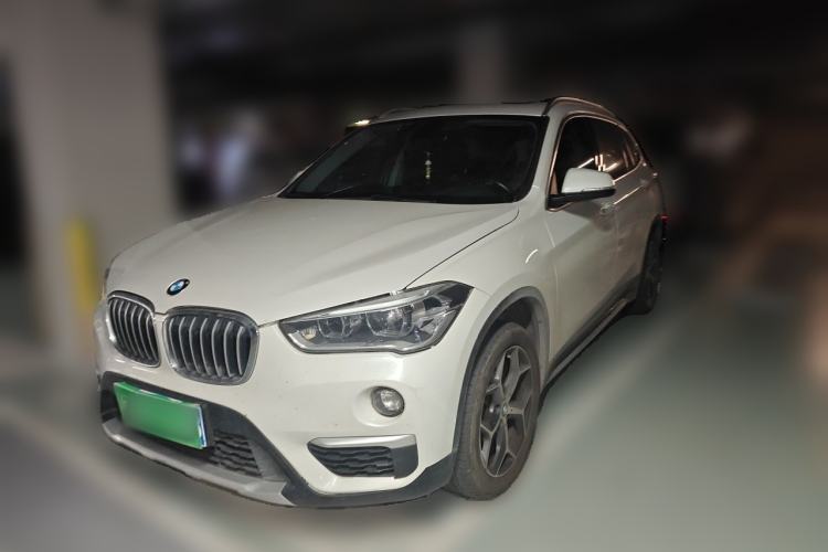 Used BMW X1 2018 sDrive18Li Luxury Model Guazi used car, China used car export, Used car for sale, Used cars, Cheapest cars for sale